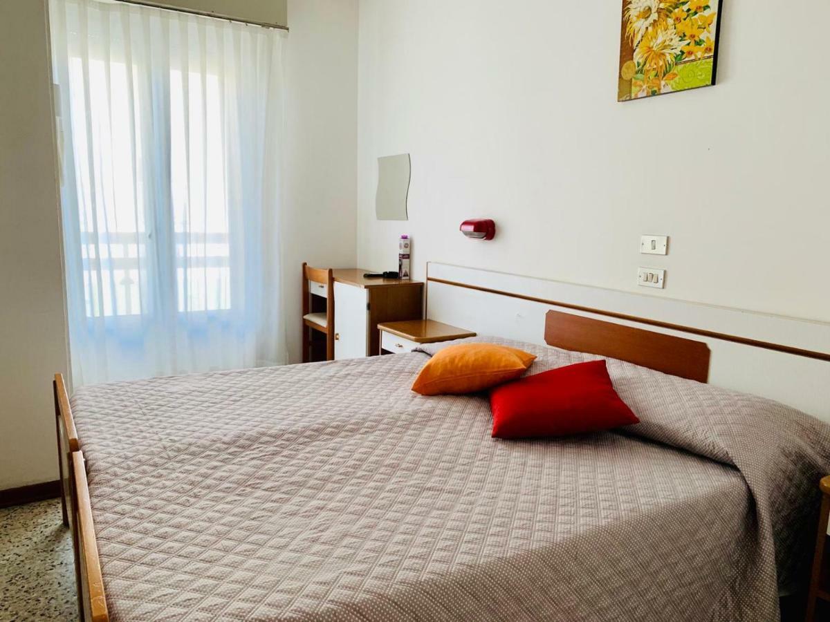 Hotel Graziana Riccione Esterno foto